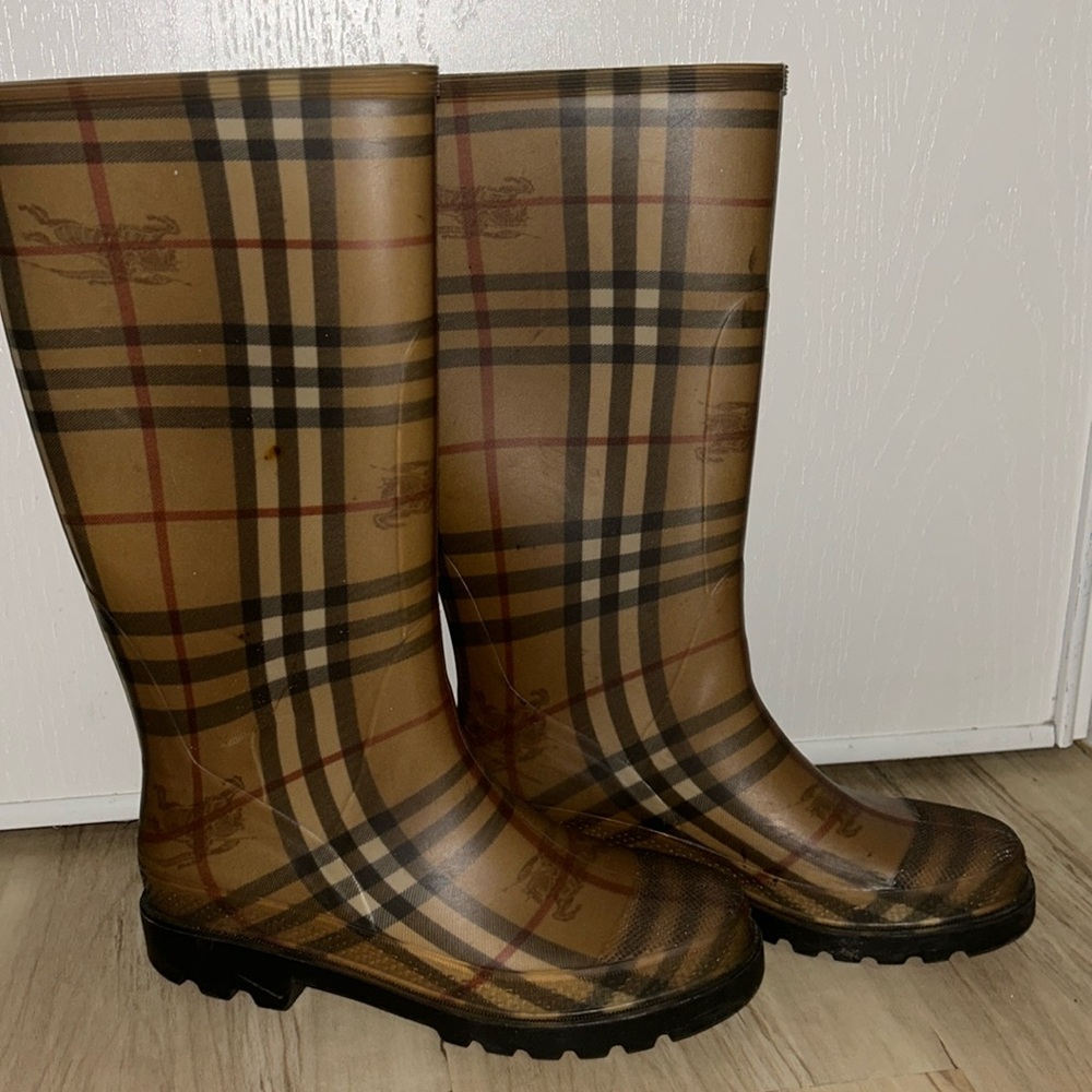 Burberry Rainboots